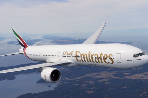 Emirates to restart flights to London Gatwick in December