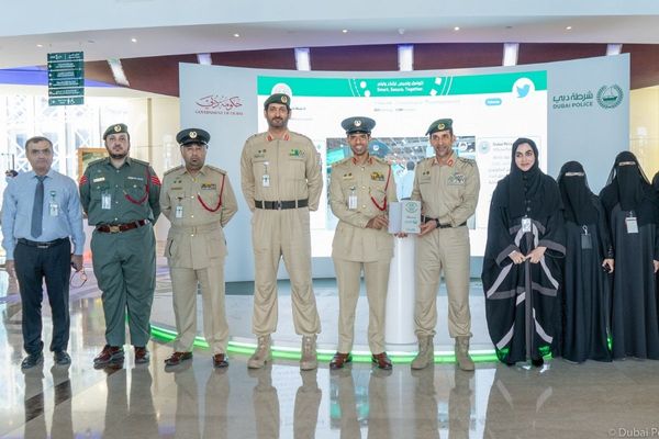 Dubai Police receives 100% paperless stamp
