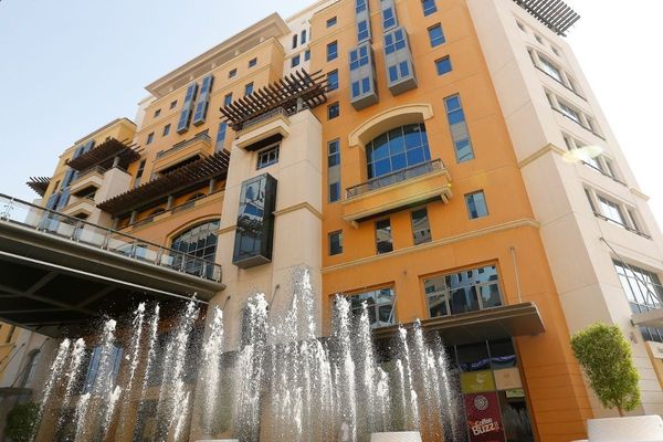 Dubai issues 55,194 new business licenses in the 1st 10 months of 2021