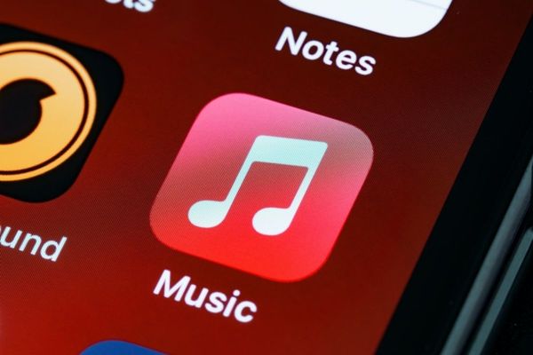 Apple Music Is the 2nd Most Popular Music Streaming Service Behind Spotify
