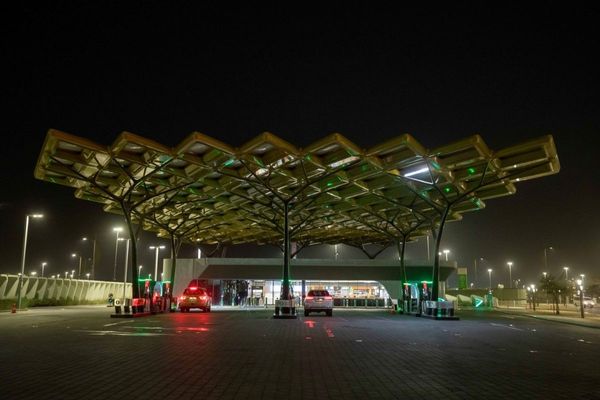 ENOC Group reinforces commitment to environmental conservation with Earth Hour