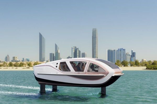 SeaBubbles launches UAE’s 1st hydrogen flying boat