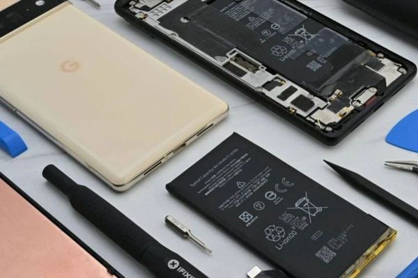 Google reveals DIY Repairs for Pixel Smartphones in Partnership With iFixit