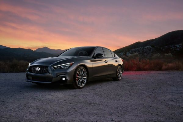 Experience the exceptional power of the INFINITI Q50