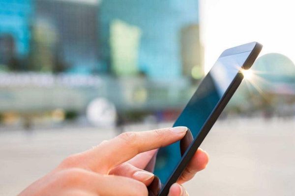 Women & children in distress can now seek help on the Dubai Police app