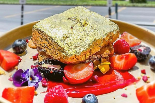 Top restaurants that serve gold plated dishes in Dubai!