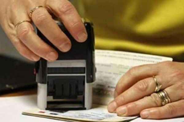 How to bring parents to the UAE on a retirement visa