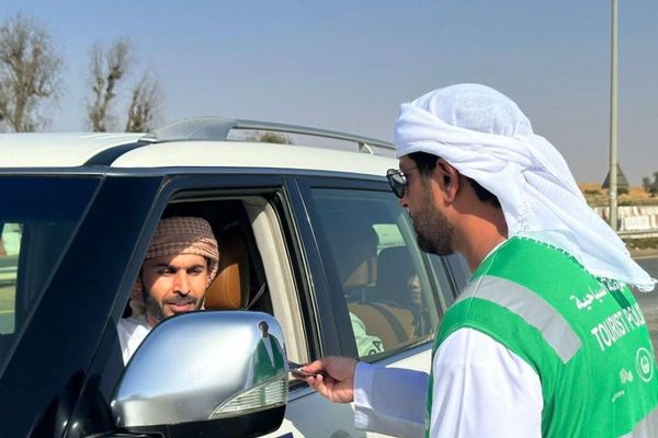 Dubai Police advise drivers to follow dos and don'ts of dune-bashing