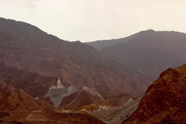 UAE: New penalty for breaching mountaineering regulations; fine of Dh50,000