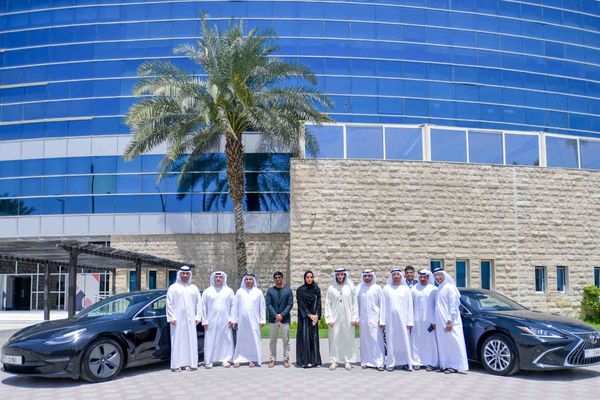 DTC signs agreement with ADTECH 7 to operate advertising screens on limousine fleet