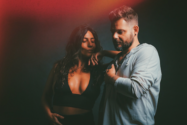 Beachside Bliss: Made By Pete and Zoe Kypri Take Center Stage at Playa Dubai