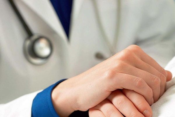 Demand for Healthcare Professionals Soars in UAE: 33,000 Job Openings Expected in Various Roles