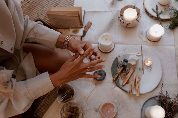 Top 5 places to buy Bespoke Jewelry in Dubai