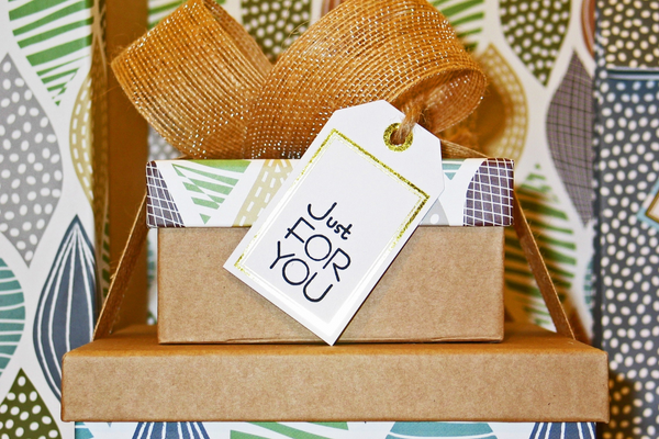 Unwrap Something Special: The Best Places for Personalised Gifts in Dubai