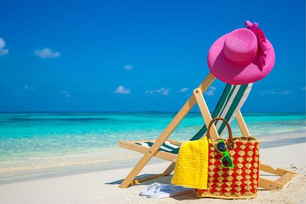 7 Must-have Products for a Sun-kissed Adventure in Dubai