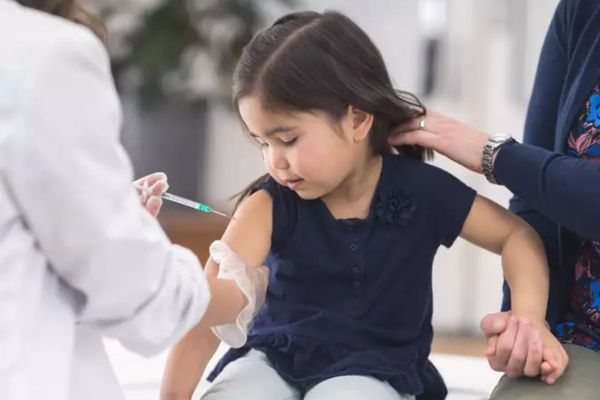 UAE doctors urge parents to ensure children are vaccinated before summer travel
