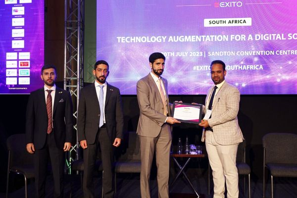 Dubai Civil Defense receives international recognition for AI implementation in firefighting