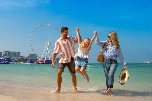 How does the cost of living compare between Dubai and Abu Dhabi?