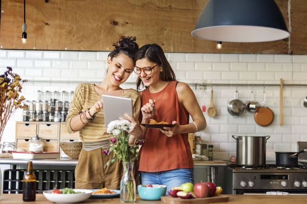 Legally Sharing Accommodation in Dubai: Law, Process & More