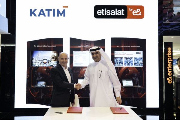 etisalat by e& partners with EDGE to promote secure communication solutions in key markets
