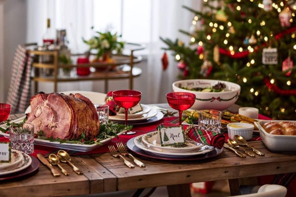 Indulge in These Delicious Christmas Treats Around Dubai