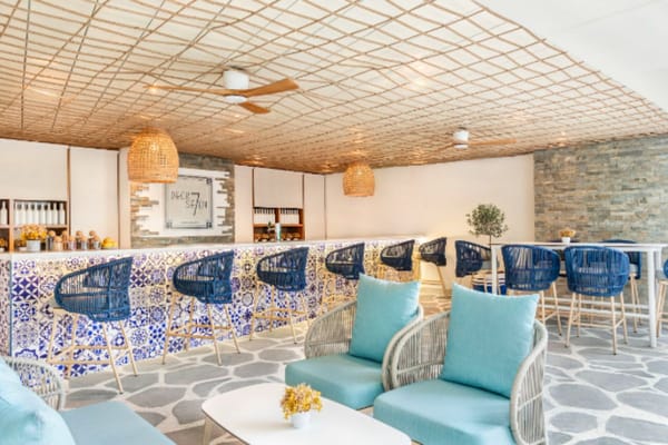 Novotel Dubai Al Barsha’s Deck Se7en Reopens with a Brand-New Look and a Tempting Menu