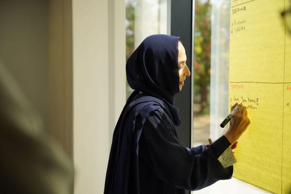 Emirates Health Services, Amazon Explore Innovative Solutions in Healthcare Sector