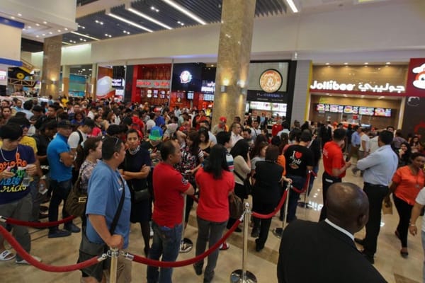 Why Dubai residents prefer fast food when dining out