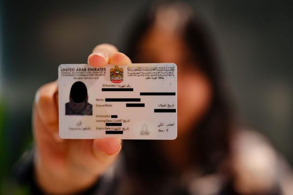 Can UAE residents travel internationally while their Emirates ID renewal is pending?