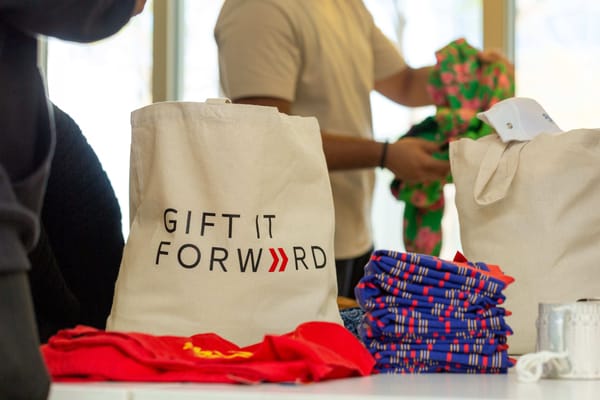 Dubai Holding Aims to Aid 8,000 Blue-Collar Workers and 500 Low-Income Families with 'Gift It Forward' Initiative