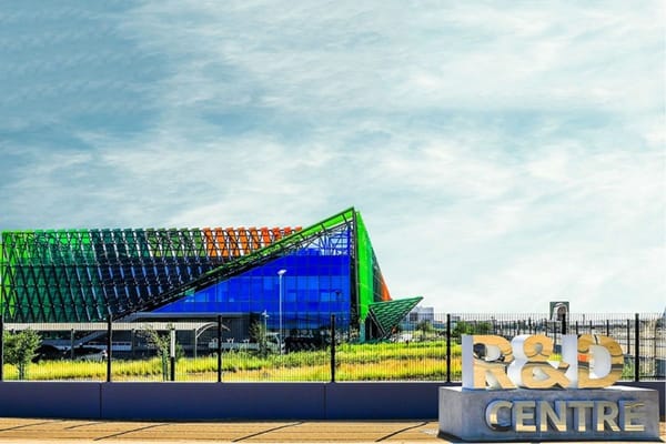 DEWA’s R&D Centre Publishes 221 Scientific Papers in International Forums by 2023