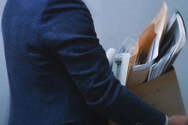 UAE Employee Rights After Termination: Notice Period, Additional Leave, and Essential Information