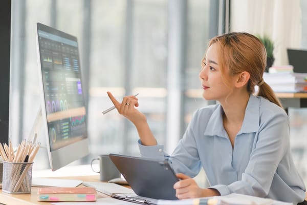 Less Than 20% of Japanese Companies Use Generative AI Amid Expertise and Reliability Concerns