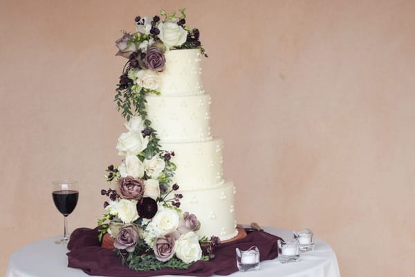Best Wedding Cake Specialists in UAE