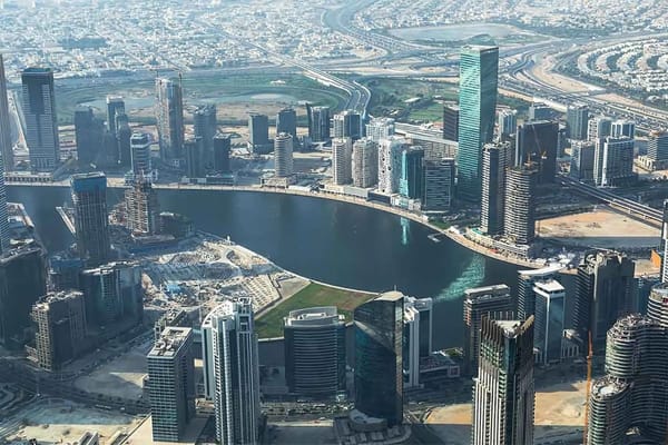 Pros & Cons of Living in Jumeirah Lake Towers (JLT)