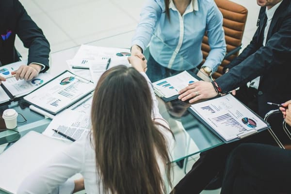 UAE Jobs: Companies Expand Commission-Based Incentives to Combat Rising Living Costs