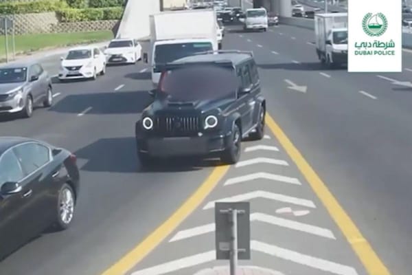 Dubai Police Enforces Hefty Penalties for Lane Discipline Violations