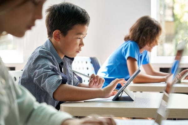 Dubai Schools Adopt Measures to Reduce Screen Time, Boost Happiness and Focus