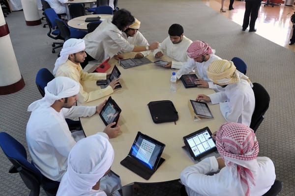 UAE Experts Support Dialect Ban for Non-Emiratis to Help Children Use Proper Language