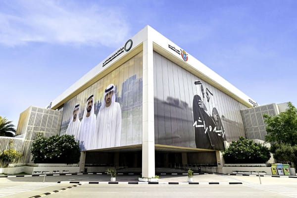 DEWA Issues 51 Solar Power Certificates to Boost Industrial Sustainability in Dubai