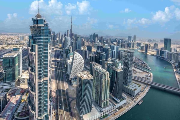 Dubai Real Estate Transactions Hit AED 431 billion in First Half of 2025, Up 25% from 2024