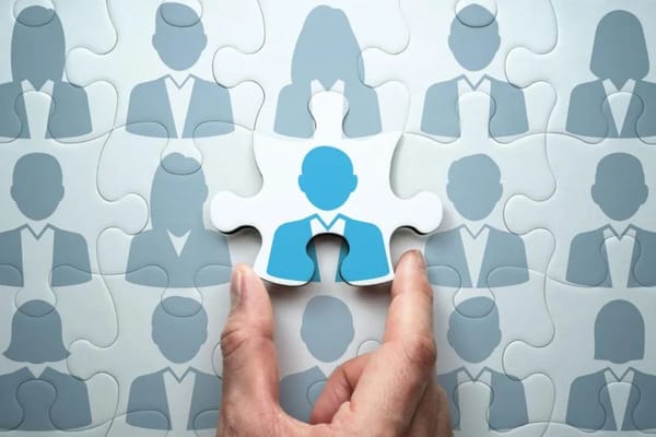 The Dubai Connector: How to Build Your Professional Network in a Global Hub